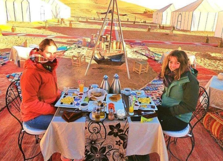 Ahlam Luxury Camp Otel Merzouga Dış mekan fotoğraf